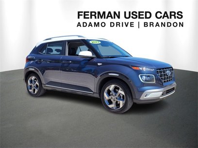 Used 2022 Hyundai Venue Limited w/ Cargo Package
