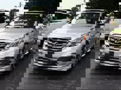 Used 2017 Hyundai Sonata Sport w/ Value Edition Package 02