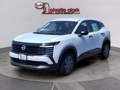 New 2025 Nissan Kicks S
