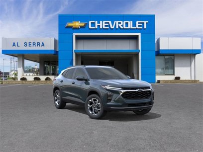 New 2025 Chevrolet Trax LT w/ Driver Confidence Package