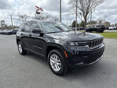 New 2025 Jeep Grand Cherokee Laredo X w/ Luxury Tech Group I