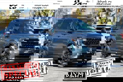 New 2025 Kia Carnival SX Prestige