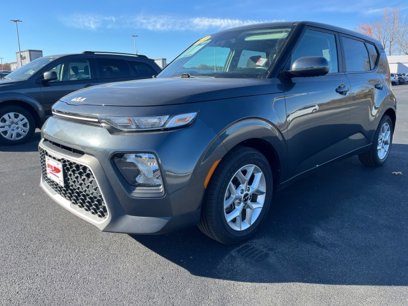 Used 2022 Kia Soul LX w/ Technology Package