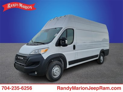 New 2024 RAM ProMaster 3500 w/ Convenience Group