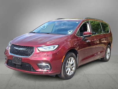 Used 2023 Chrysler Pacifica Touring-L