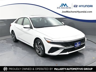 New 2025 Hyundai Elantra SEL