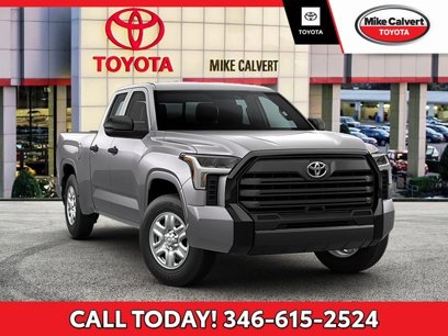 New 2025 Toyota Tundra SR