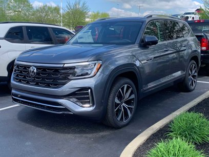 New 2025 Volkswagen Atlas SEL Premium R-Line