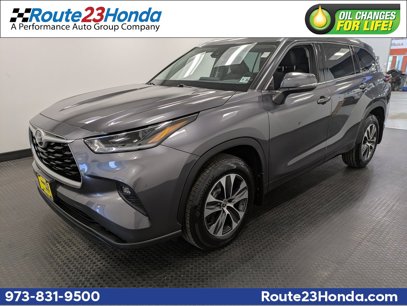 Used 2021 Toyota Highlander XLE