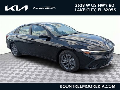 Used 2024 Hyundai Elantra SEL
