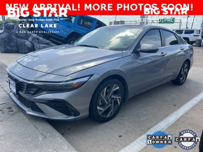 Used 2025 Hyundai Elantra Limited