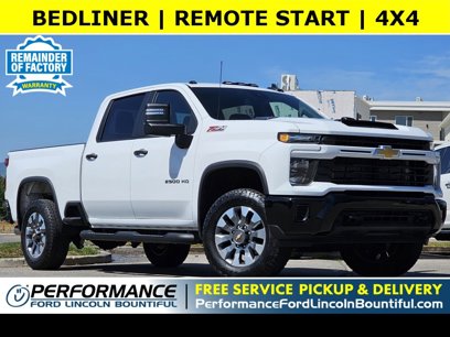 Used 2024 Chevrolet Silverado 2500 Custom w/ Custom Value Package