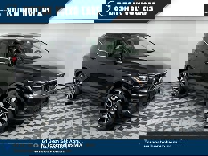 New 2025 Volvo XC40 B5 Plus w/ Protection Package Premier