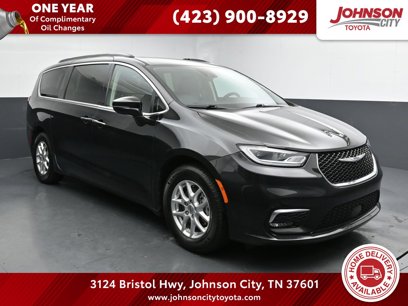 Used 2022 Chrysler Pacifica Touring-L