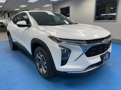 New 2025 Chevrolet Trax LT