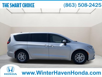Used 2023 Chrysler Pacifica Touring-L