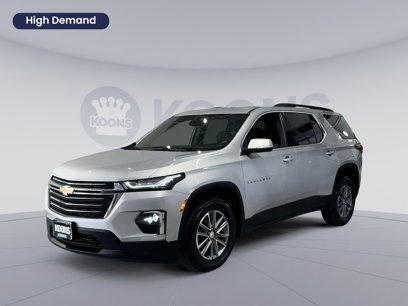 Used 2022 Chevrolet Traverse LT