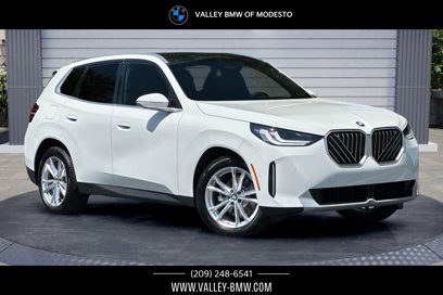 New 2025 BMW X3 xDrive30i w/ Convenience Package