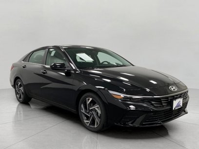 New 2025 Hyundai Elantra SEL