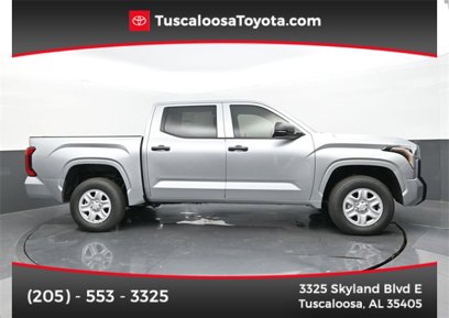 New 2025 Toyota Tundra SR w/ SR Tow Package