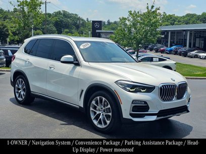 Used 2019 BMW X5 xDrive40i w/ Premium Package 2