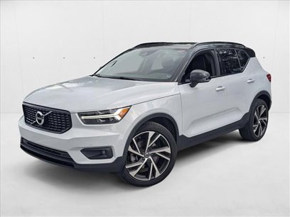 Used 2022 Volvo XC40 T5 R-Design w/ Protection Package Premier