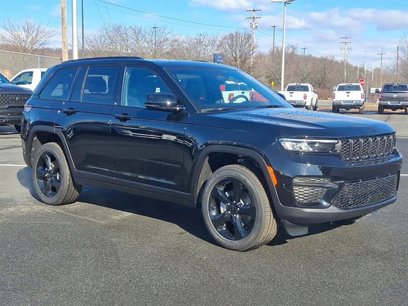 New 2025 Jeep Grand Cherokee Altitude