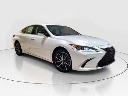 New 2025 Lexus ES 300h w/ Premium Package