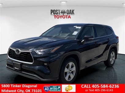 Used 2022 Toyota Highlander LE