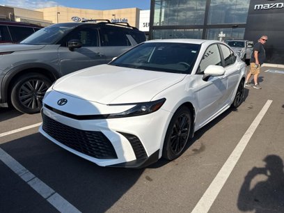 Used 2025 Toyota Camry SE