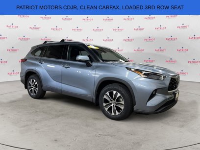 Used 2022 Toyota Highlander XLE