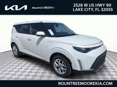 Used 2025 Kia Soul LX w/ LX Technology Package