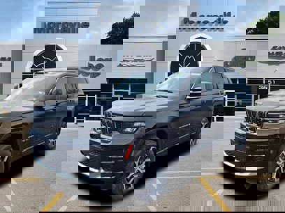 New 2025 Jeep Grand Cherokee L Limited w/ Luxury Tech Group II