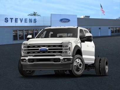 New 2025 Ford F550 4x4 Crew Cab Super Duty w/ XL Chrome Package