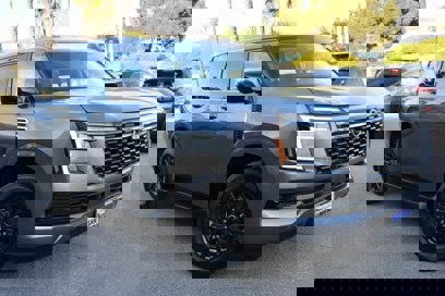 New 2025 Nissan Armada SV