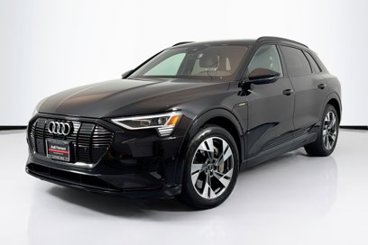 Certified 2022 Audi e-tron Premium w/ Convenience Plus Package