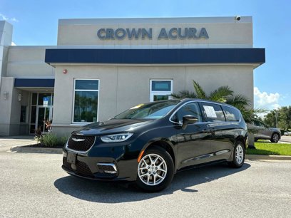 Used 2023 Chrysler Pacifica Touring-L