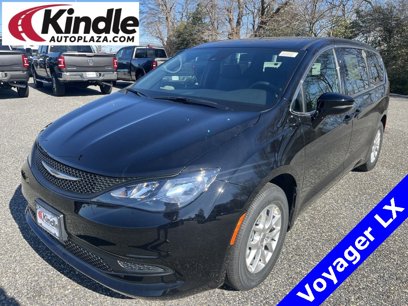 New 2025 Chrysler Voyager LX