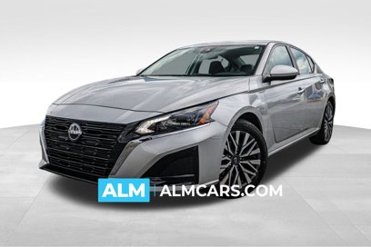 Used 2023 Nissan Altima 2.5 SV