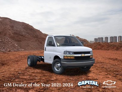 New 2025 Chevrolet Express 3500 w/ Power Convenience Package