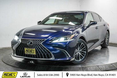 Used 2022 Lexus ES 350 w/ Premium Package