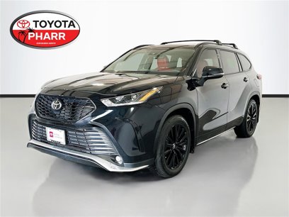 Used 2024 Toyota Highlander LE