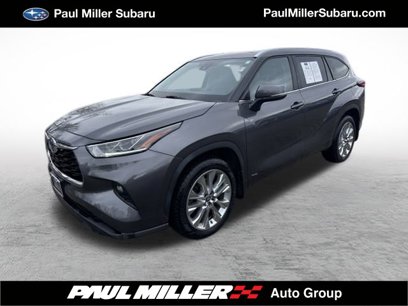 Used 2022 Toyota Highlander Limited
