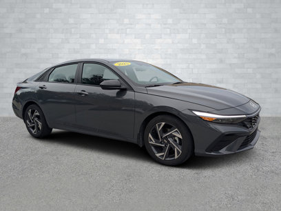 Used 2025 Hyundai Elantra Sport