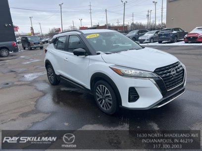 Used 2024 Nissan Kicks SR