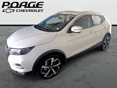 Used 2022 Nissan Rogue Sport SL w/ Premium Package
