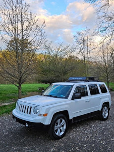 Used 2014 Jeep Patriot Latitude w/ Sun/Sound Group