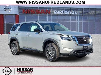 New 2025 Nissan Pathfinder S