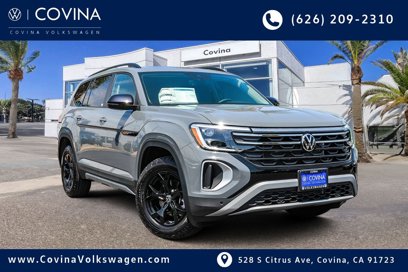 New 2025 Volkswagen Atlas Peak Edition SE