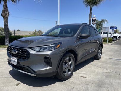 New 2025 Ford Escape ST-Line w/ Equipment Group 301A
